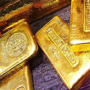 Oro, en Hong Kong por debajo de los 1.600 dólares la onza