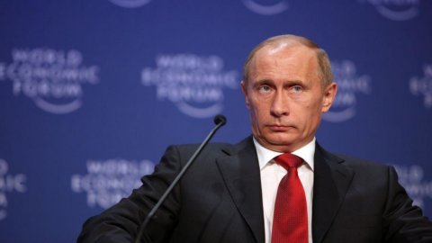 Russia, Putin si ricandida: è al potere dal 2000