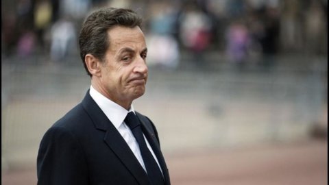 Sarkozy e le sue bugie. Ma per le presidenziali è ancora in lizza