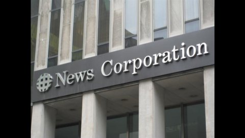 News Corp (Murdoch): penjualan Myspace membebani keuntungan (-22%), Sky Italia mencatat jumlah pengguna