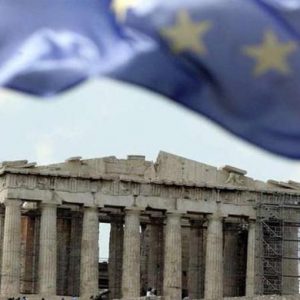 Grecia, spread da record a 1.582 punti base