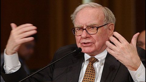 Warren Buffett investe 5 miliardi di dollari in azioni di Bank of America