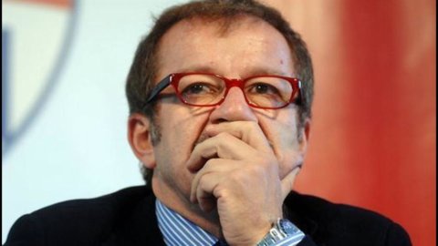 Manovra, Maroni: Incontro Bossi-Berlusconi sarà risolutivo. Enti locali? Spazio per ridurre i tagli