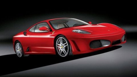 Ferrari na bolsa de valores de Hong Kong, bancos cortejando a Fiat