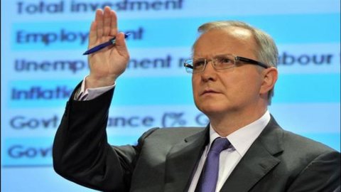 Ue, Rehn: “Monti è stato chiaro, ma la diagnosi sull’Italia non cambia”