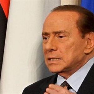 Das Okay des Senats zum Manöver reicht nicht: Die drei Polit-Steinbrocken für Silvio Berlusconi