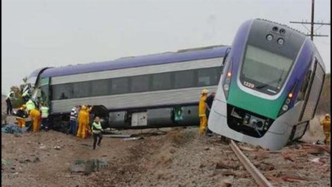 Liberalizaciones, la mayoría traba los ferrocarriles. Entonces FS mantiene a raya a los competidores