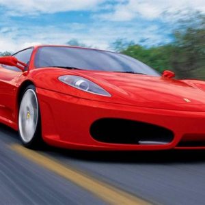 Ferrari, Montezemolo: recorde de vendas em 2011, serão 7 carros de corrida no mercado