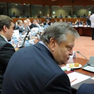 EU کمیشن، Ecofin "تیسرے ممالک" کے ساتھ انکم ٹیکس پر دوبارہ گفت و شنید کرنے کا مینڈیٹ دیتا ہے