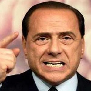 Berlusconi: "Não aos governos técnicos, sem confiança você vota"