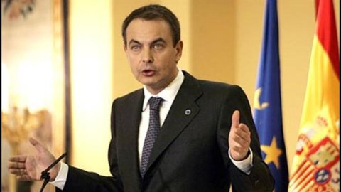 Elezioni in Spagna: Zapatero scioglie le Cortes, si vota a novembre, Madrid sogna l’alternanza