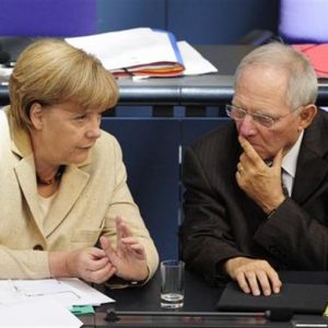 Deutschland, Parlament billigt Stärkung des EU-Staatssparfonds (EFSF)