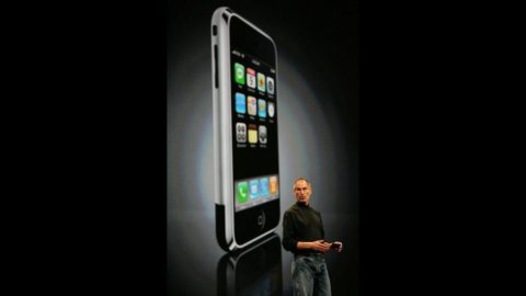 IPhone5, hoje (talvez) a apresentação oficial. Os boatos da web