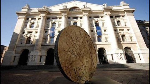 Italia chiede la tutela dell’Fmi. Piazza Affari cede terreno