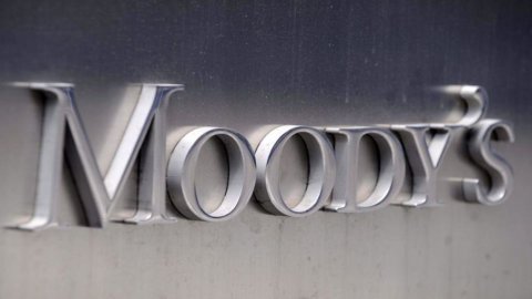 Moody’s taglia il rating a sette banche tedesche