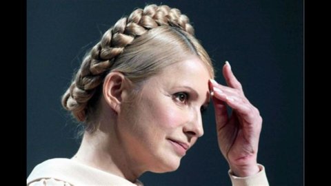 Tymoshenko, “abuso di potere”: 7 anni di carcere