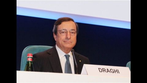 Draghi: İtalya Avrupa için de büyümeye dönmeli