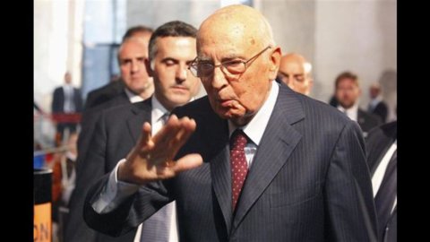 Napolitano avertizează Regiunile: „Ajunge cu abuzuri și malpraxis”