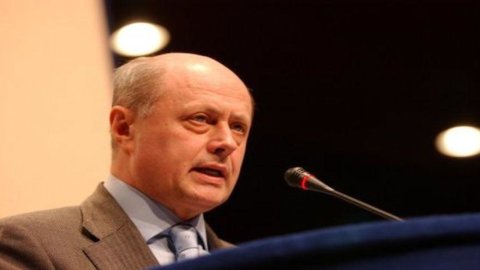Bruno Tabacci: “Grillo, troppo comodo stare alla finestra”