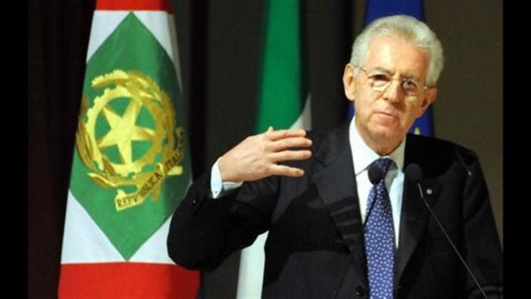 Monti, Eurobond lebih baik daripada pembelian ECB