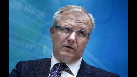 EU، Rehn: "کساد بازاری کے خطرے کی واپسی"۔ اٹلی بجٹ کو متوازن کرنے میں ناکام رہے گا۔