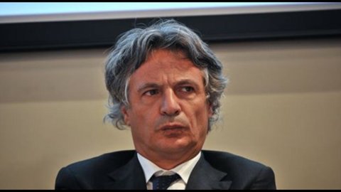 Abi, Mussari al Governo: “Scossa o declino”