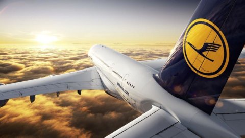 Lufthansa, 459 milioni di perdite nette nel I trimestre