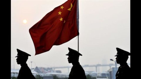 Cina a Ue: aiuti solo se cambiate il welfare