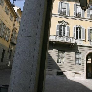 Mediobanca: utili -55% nel trimestre