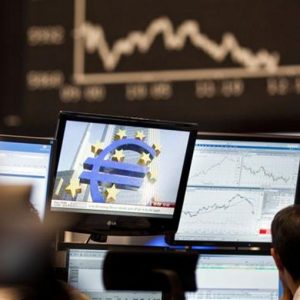 Istat: a novembre cala fiducia imprese servizi e commercio, bene manifatturiero e costruzioni