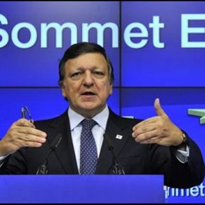 Grecia, Barroso: “Condizioni ancora più dolorose se il referendum boccia gli aiuti”