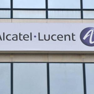 Alcatel annuncia il licenziamento di 15 mila lavoratori