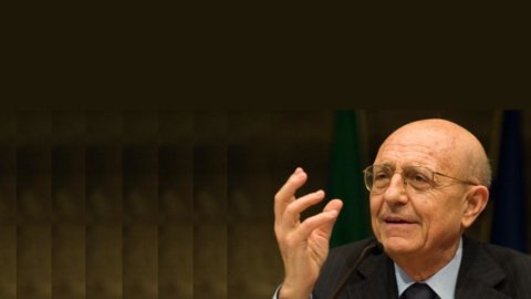 La lettura di Sabino Cassese al Mulino: “L’Italia: una società senza Stato”