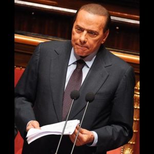 Berlusconi verspricht Napolitano den Rücktritt nach Zustimmung zum Stabilitätsgesetz