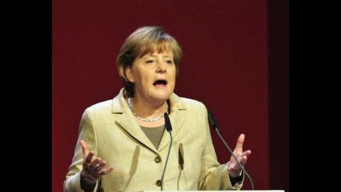 Merkel: „Italia își recâștigă încrederea”