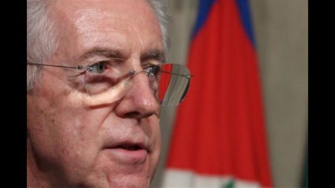 Monti : « Mon gouvernement ? Jusqu'en 2013 ». Alors que la présence d'hommes politiques "est un souhait"