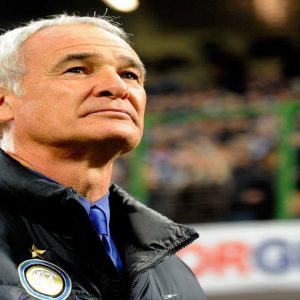 Fußball, Roma-Inter werden regelmäßig gespielt: Ranieri ohne Sneijder kehrt zum 4-4-2 zurück