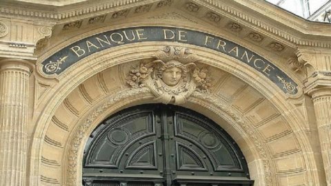 Francia, Banca centrale: crescita zero nel quarto trimestre del 2011