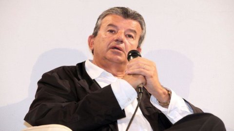 Il finanziere franco-tunisino Tarak Ben Ammar smentisce l’acquisto di Telecom Italia Media
