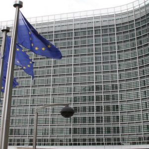 La Commissione europea prende le difese di Repsol sul piano di nazionalizzazione di Ytf