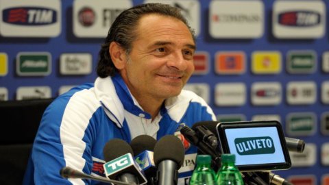 Calcioscommesse, Prandelli choc: se serve, niente Europei