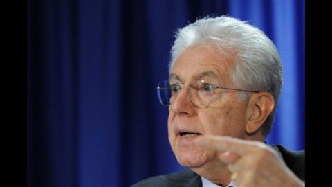Il premier Monti è partito per la capitale belga con un giorno d’anticipo rispetto ai programmi