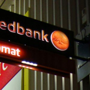 Latvia, buru-buru ke ATM dan panik di bank karena tweet yang tidak berdasar