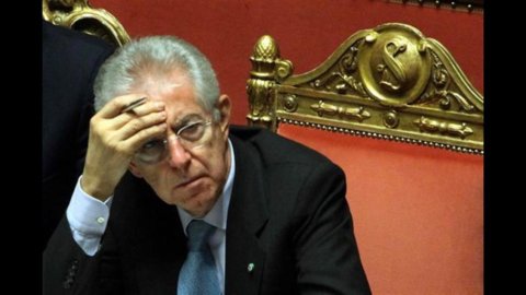 Monti: "Başka bir manevraya gerek yok." başbakanın basın toplantısı