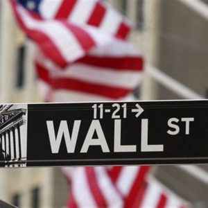 Wall Street abre 2012 com arrancada e Milan faz bis na Bolsa