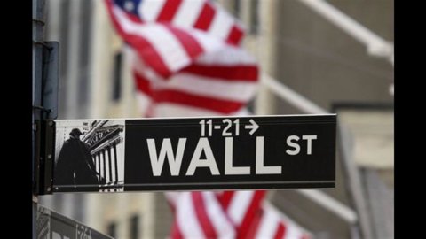 Wall Street opens 2012 with a sprint start and Milan makes an encore on the Stock Exchange