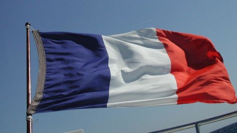 Bene l’asta dei titoli francesi, ma salgono i rendimenti