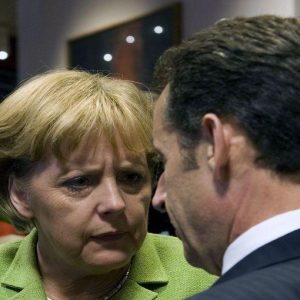 Merkel-Sarkozy: Pajak Tobin segera. KTT UE tentang pakta anggaran diantisipasi pada bulan Januari