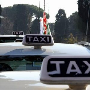 Sciopero taxi: sulle liberalizzazioni le auto bianche promettono l’inferno