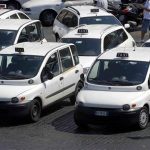 Nuovi taxi, chi li ha visti? I tassisti scioperano contro il Governo ma dovrebbero ringraziarlo per la sua inerzia